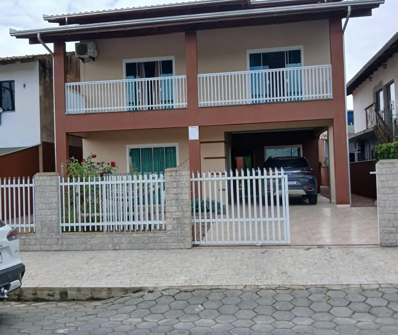 Queiroz E Melania Villa Penha