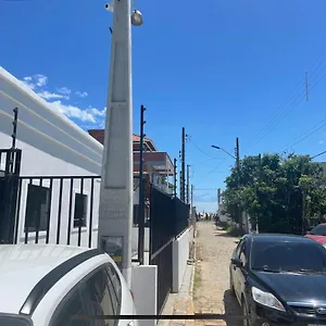 Casa de Férias Casa A 40 Metros Da Praia, Rua Tranquila, Penha (Santa Catarina)